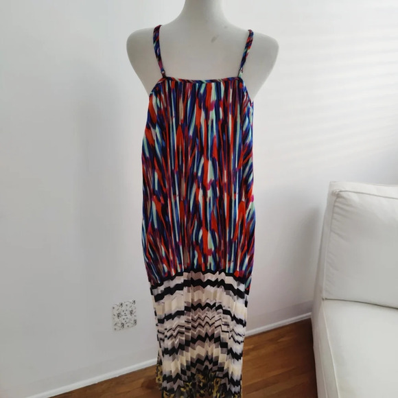 Jealous Tomato Maxi Dress Colorful w/ Pleats / Fits Like Small - Picture 1 of 6